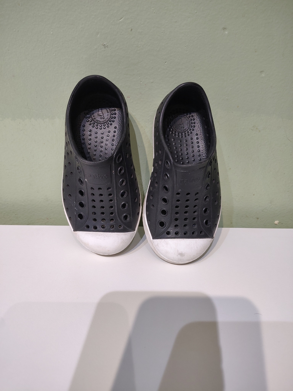 Native Black Slip On Water Shoes Toddler Size Sze 7 Waterproof Boys Girls